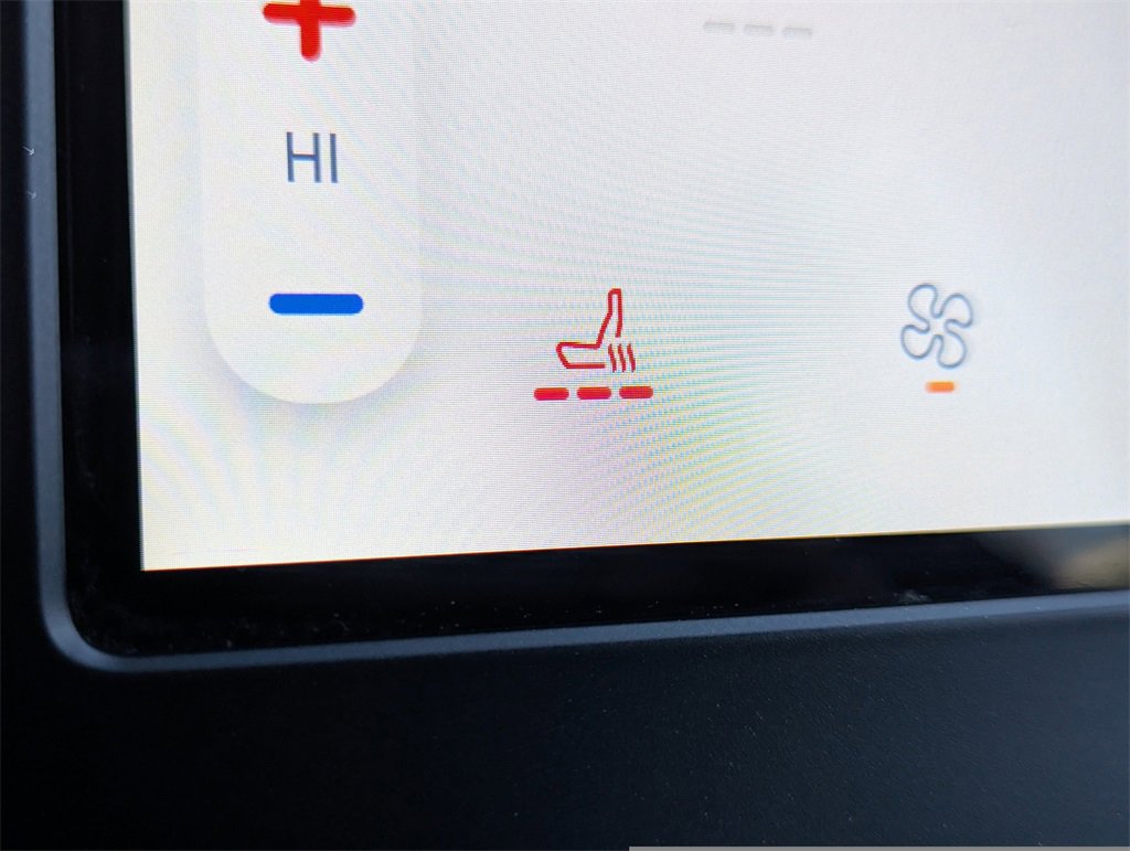 Used 2022 Ford Edge SEL image 15