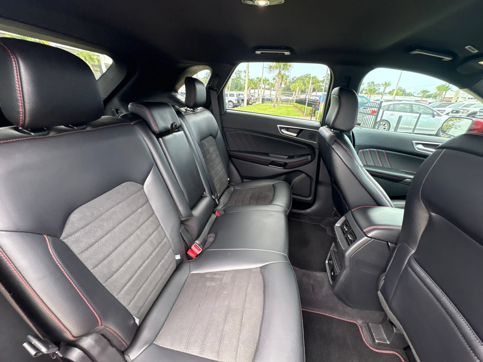 Certified 2024 Ford Edge ST-Line AWD/4WD image 37