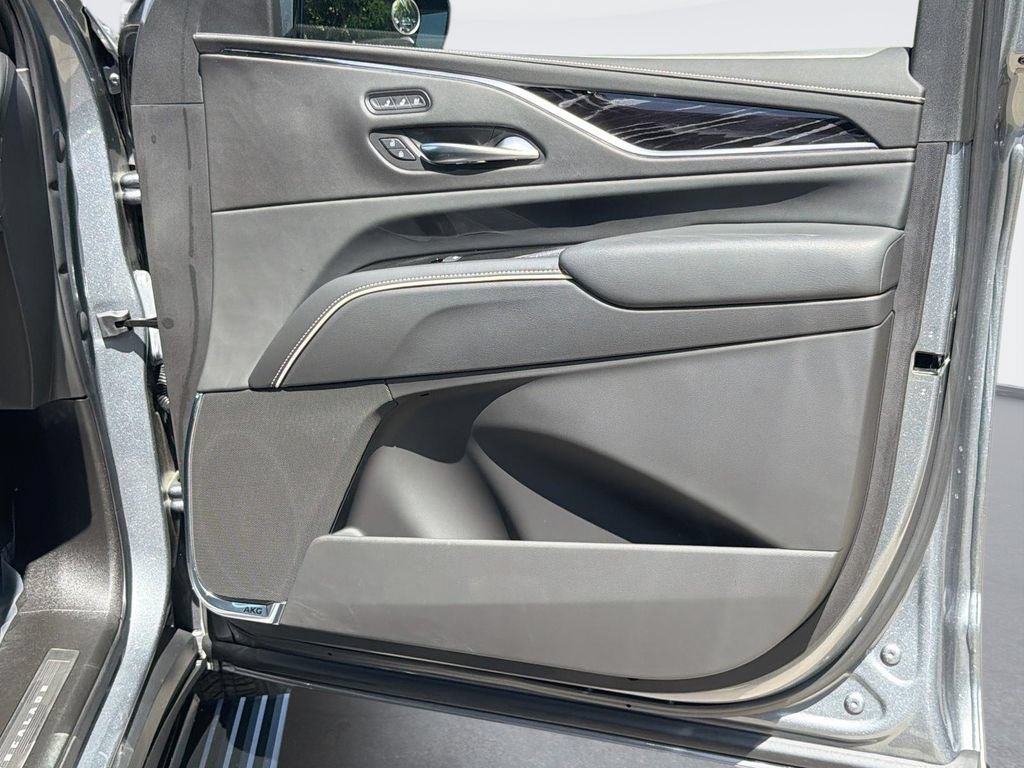 Certified 2022 Cadillac Escalade Sport w/ Touring Package AWD/4WD image 31