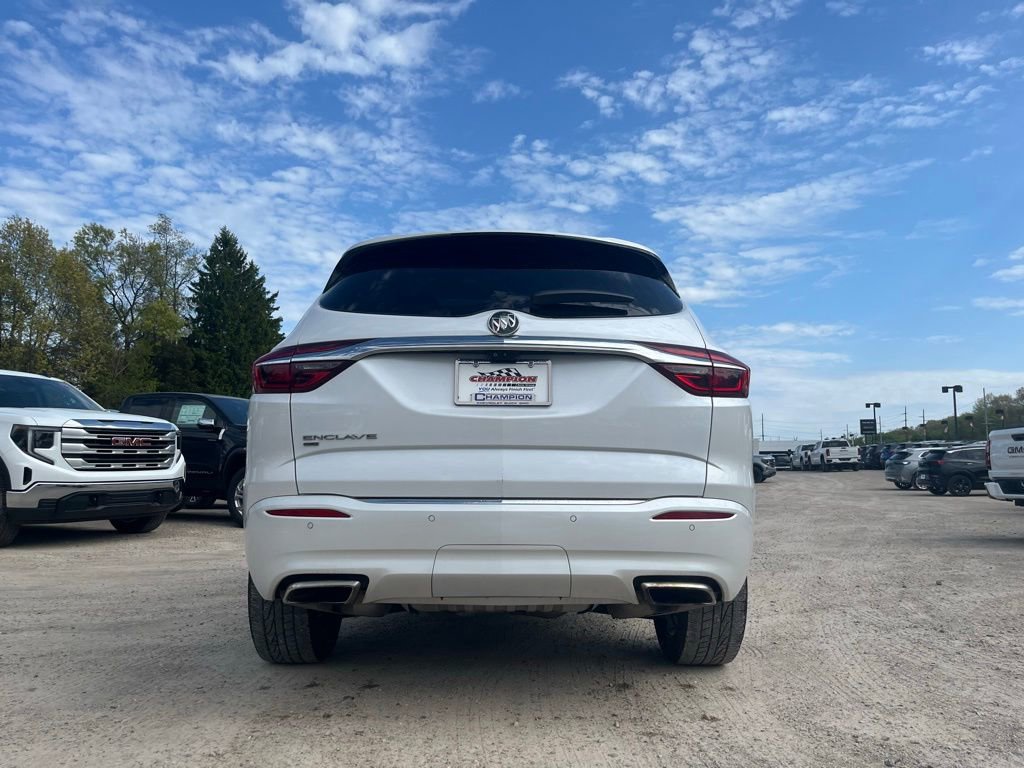 Used 2020 Buick Enclave Avenir w/ Avenir Technology Package AWD/4WD image 10