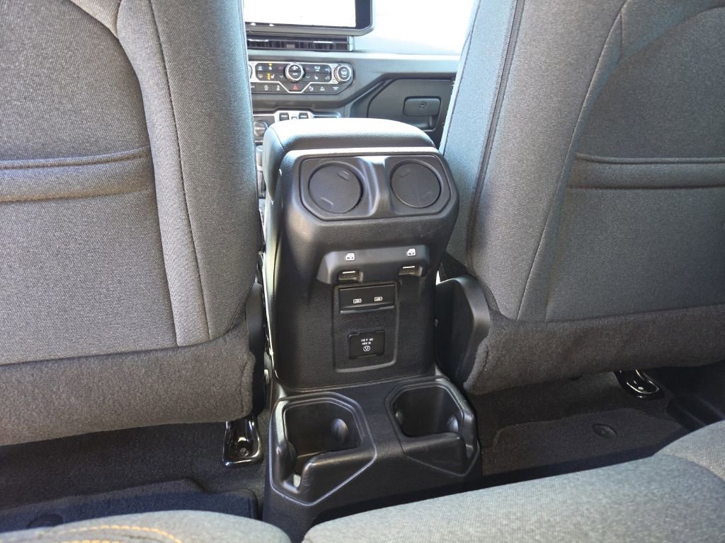 Certified 2024 Jeep Gladiator Sport AWD/4WD image 24