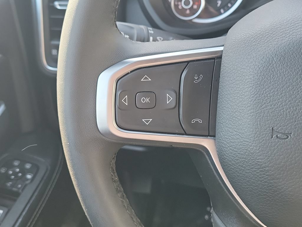 Used 2026 RAM 2500 Big Horn AWD/4WD image 9