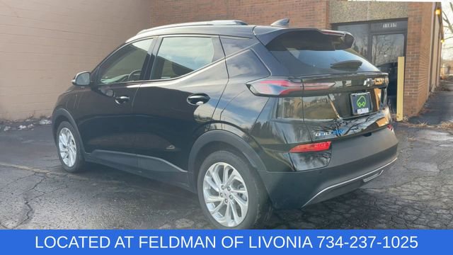 Used 2023 Chevrolet Bolt EUV LT w/ Comfort Package image 6