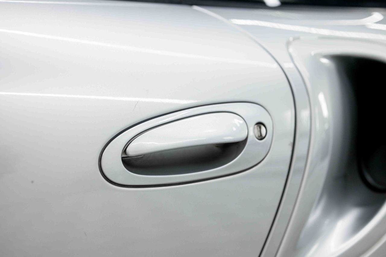 Used 2002 Porsche 911 Turbo AWD/4WD image 23