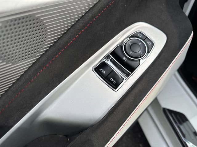 Used 2023 Chevrolet Corvette Stingray Premium Cpe w/ Z51 Performance Package RWD image 21