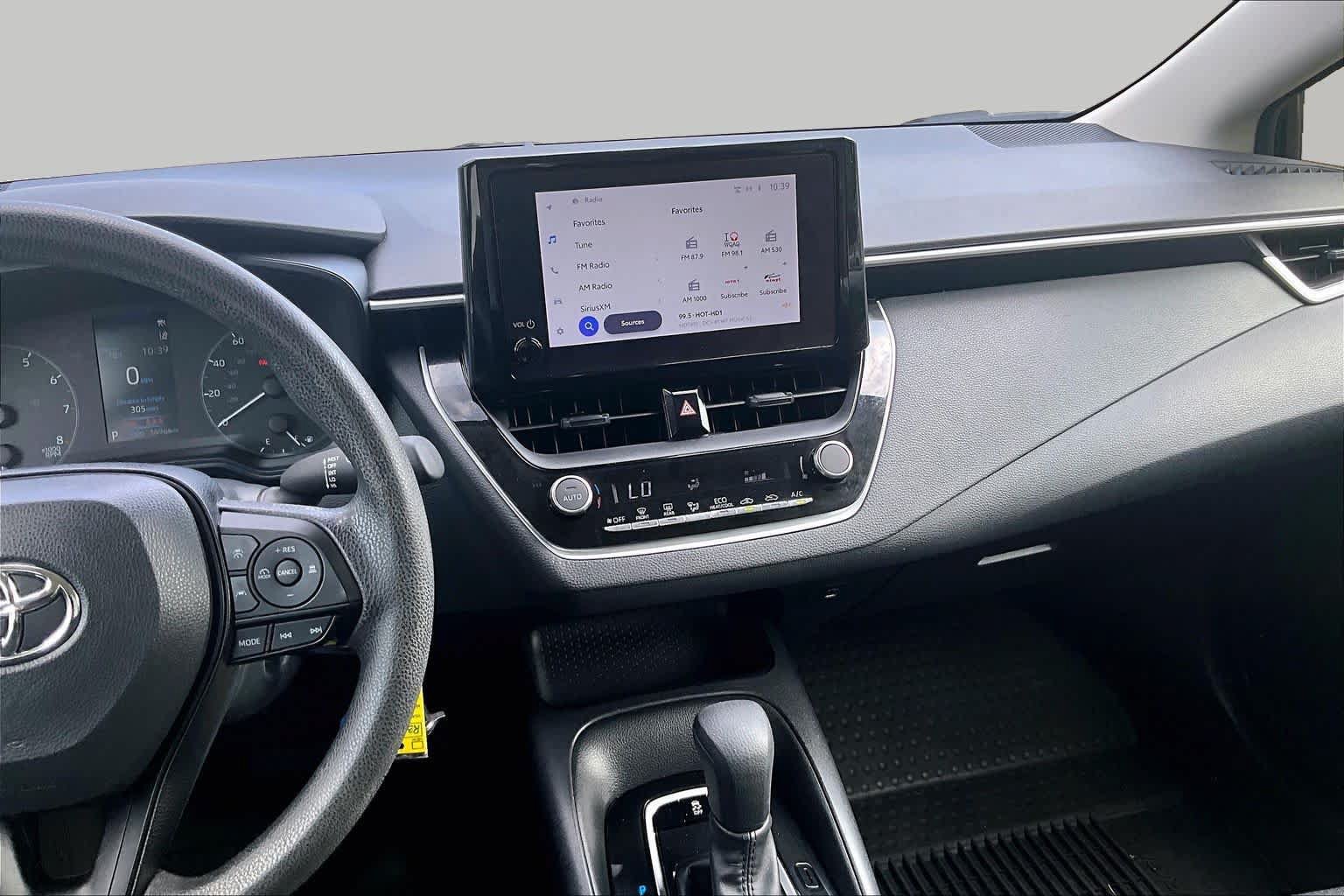 Used 2024 Toyota Corolla LE FWD image 13