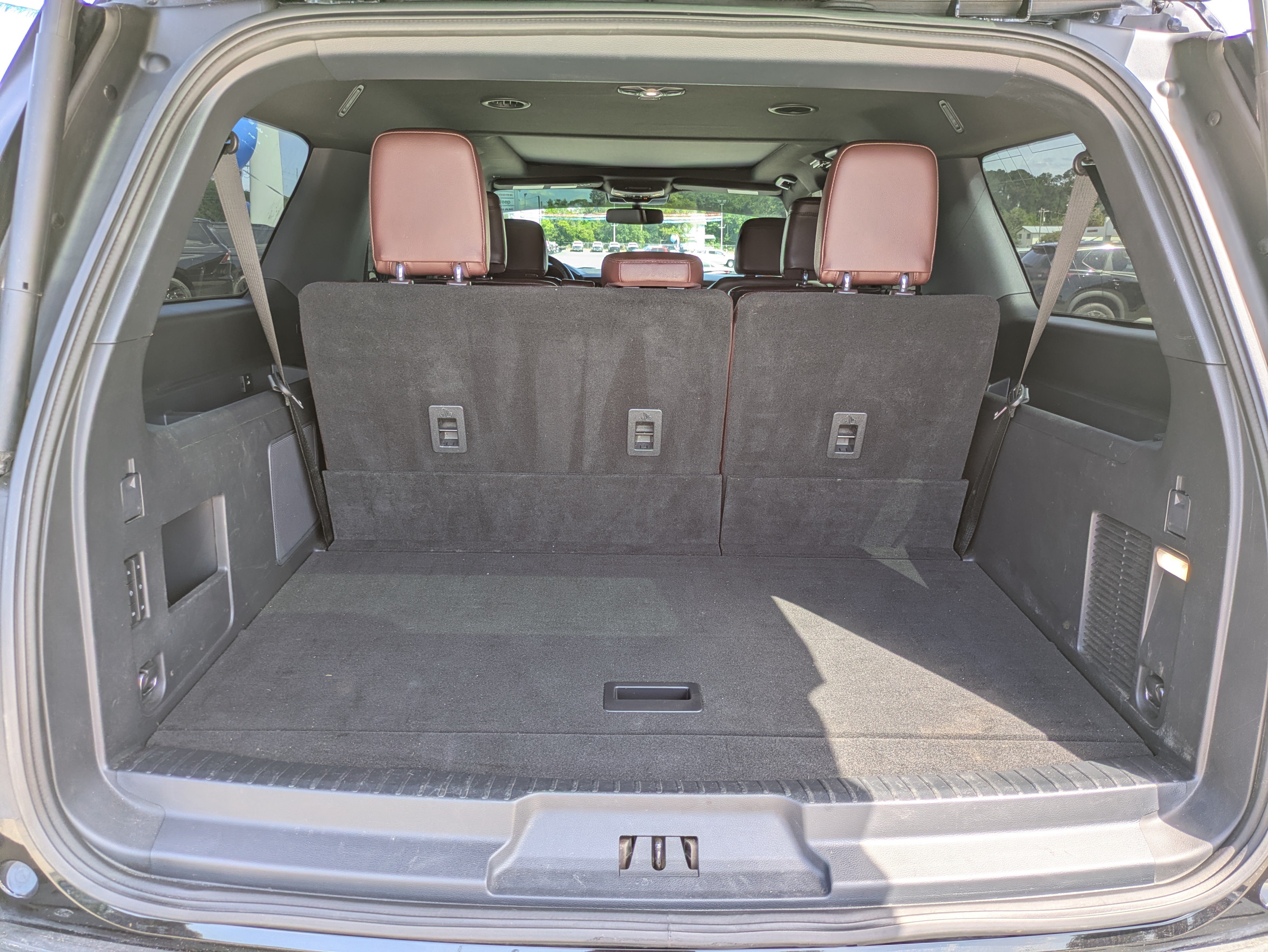 Used 2022 Ford Expedition Max Limited RWD image 10