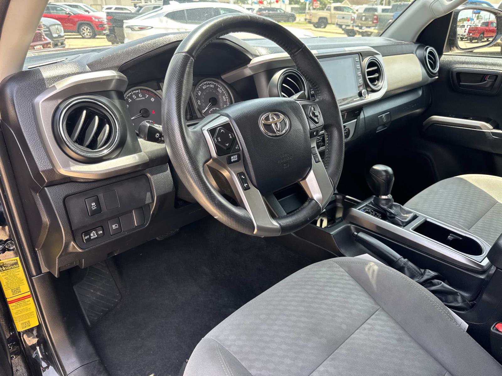 Used 2023 Toyota Tacoma SR5 RWD image 17