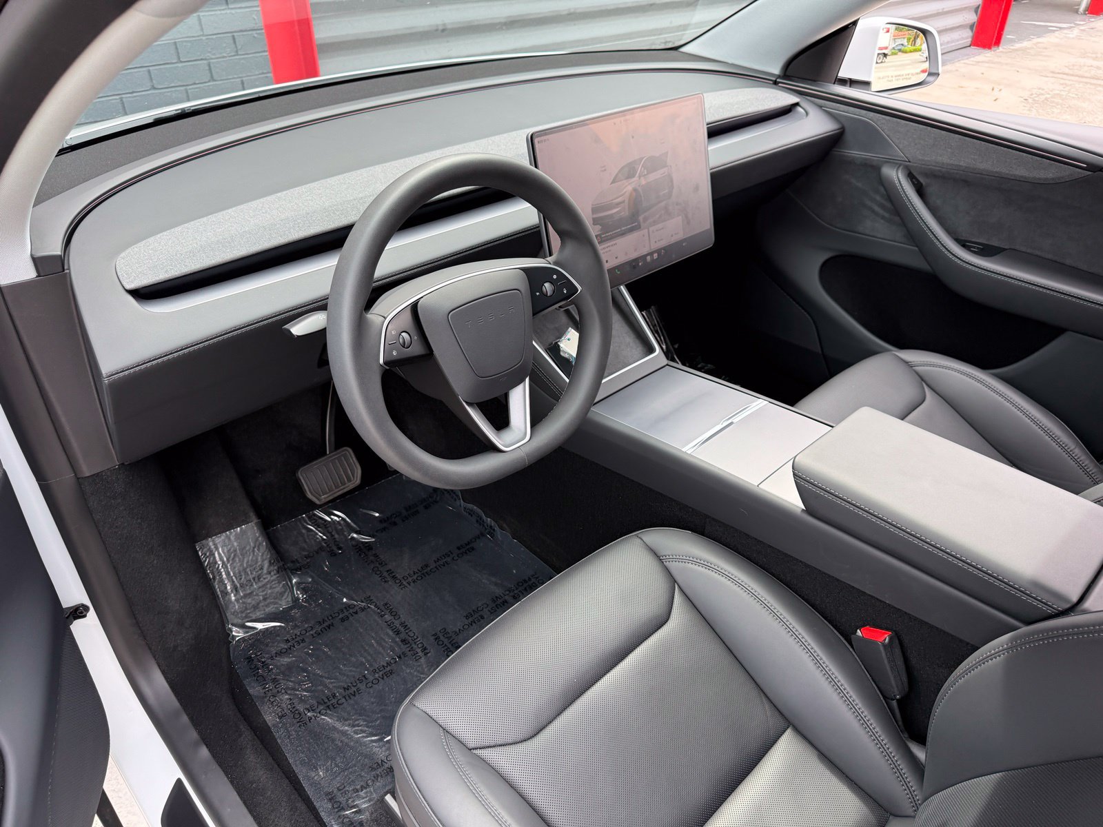 Used 2026 Tesla Model Y Long Range RWD image 18