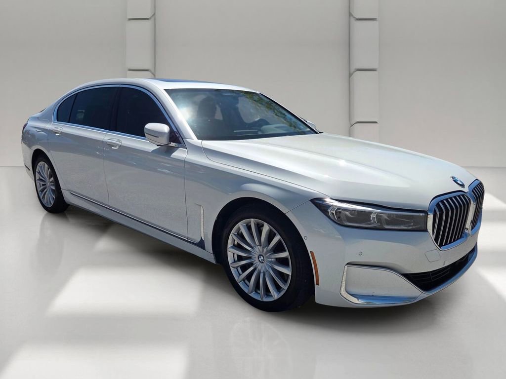 Used 2020 BMW 745e xDrive AWD/4WD image 2