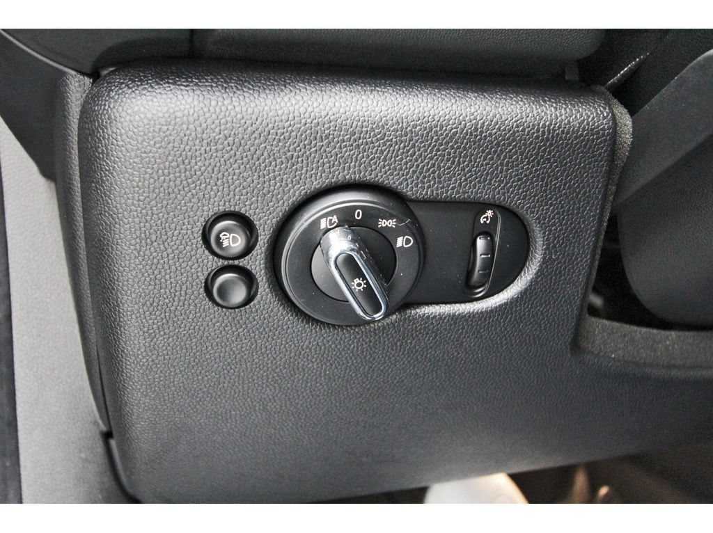Used 2023 MINI Cooper SE FWD image 23