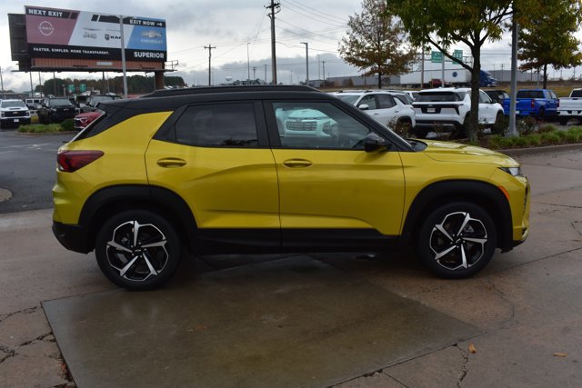 Used 2023 Chevrolet TrailBlazer RS w/ Sun and Liftgate Package image 4