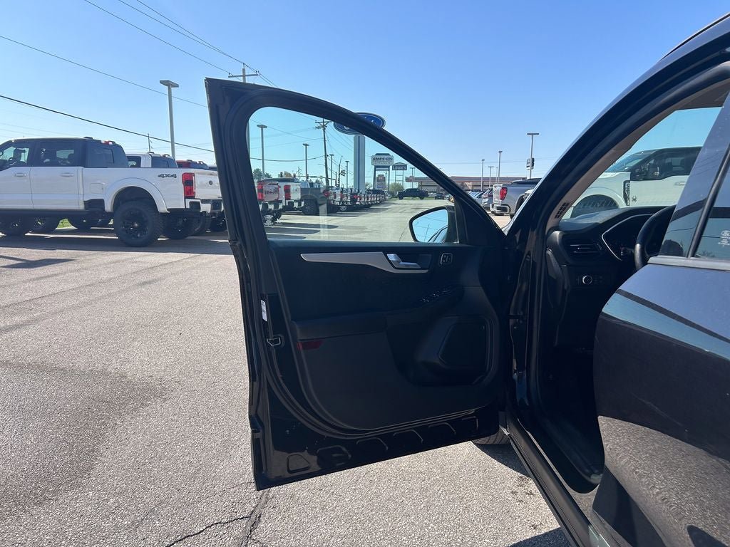Certified 2020 Ford Escape SEL AWD/4WD image 12
