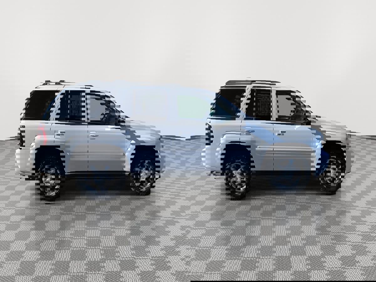 Used 2008 Chevrolet TrailBlazer LT AWD/4WD image 8