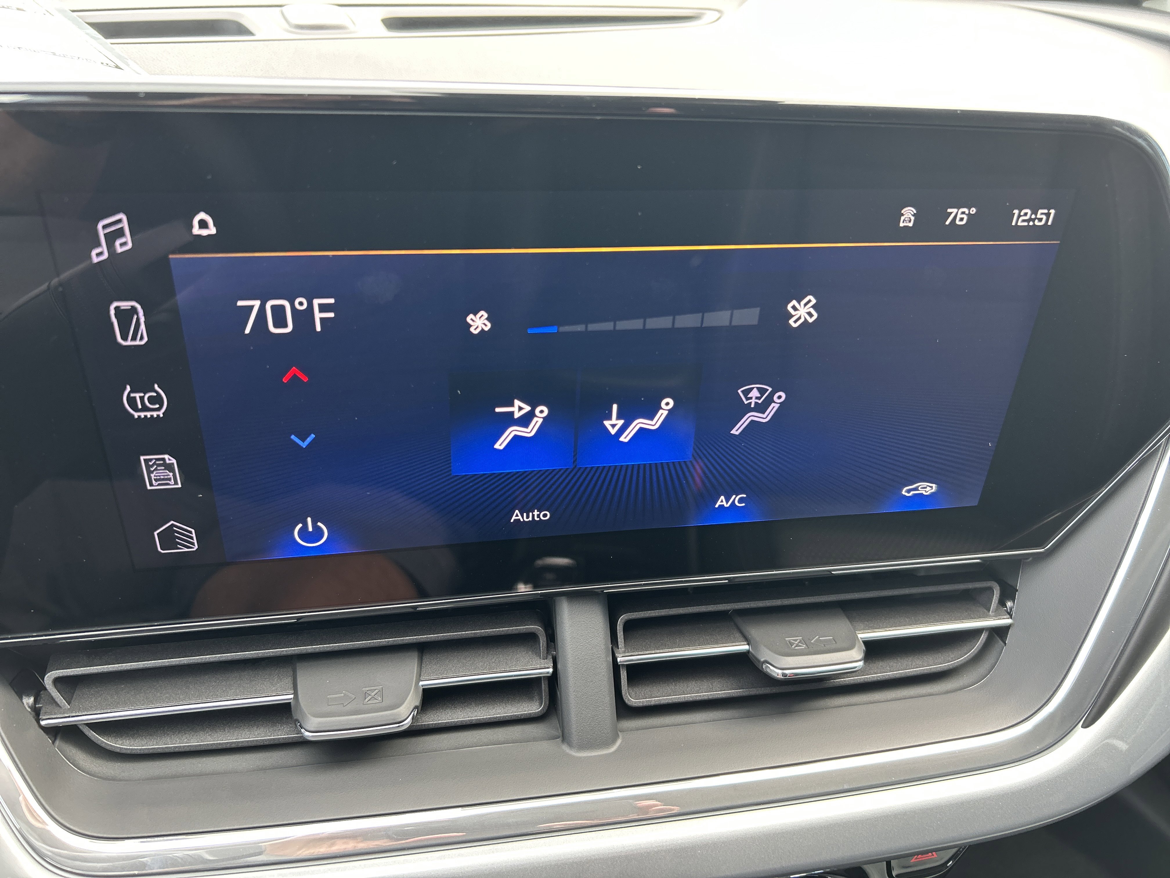 New 2025 Chevrolet Trax LT w/ Driver Confidence Package image 61