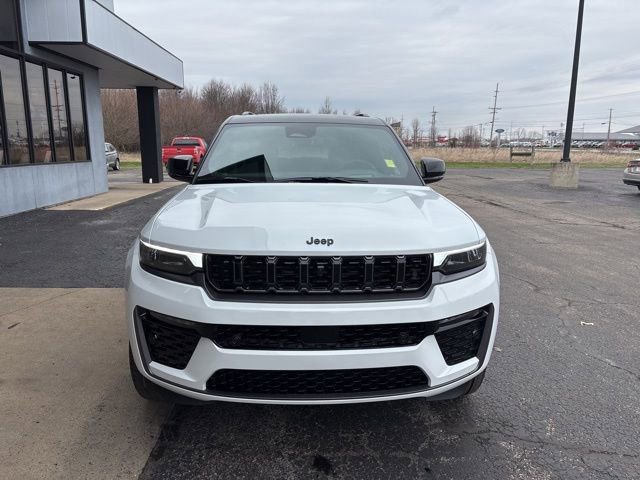 New 2026 Jeep Grand Cherokee Summit w/ Obsidian Package image 7
