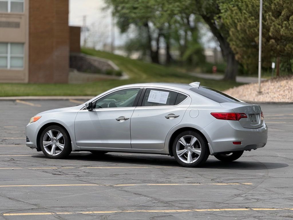 Used 2013 Acura ILX w/ Premium Package FWD image 7
