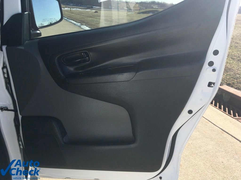 Used 2021 Nissan NV200 S image 15