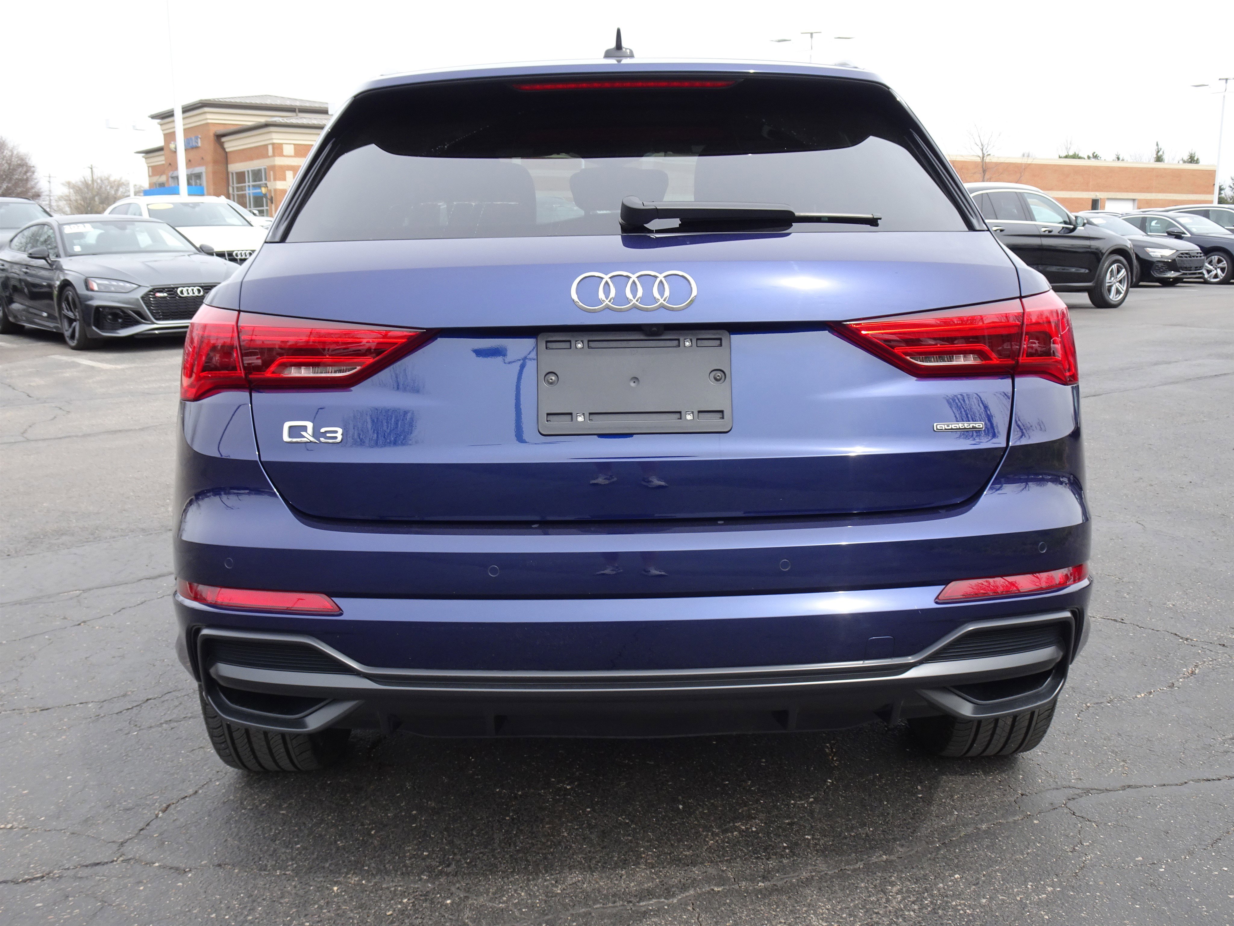 Certified 2022 Audi Q3 2.0T Premium Plus image 4