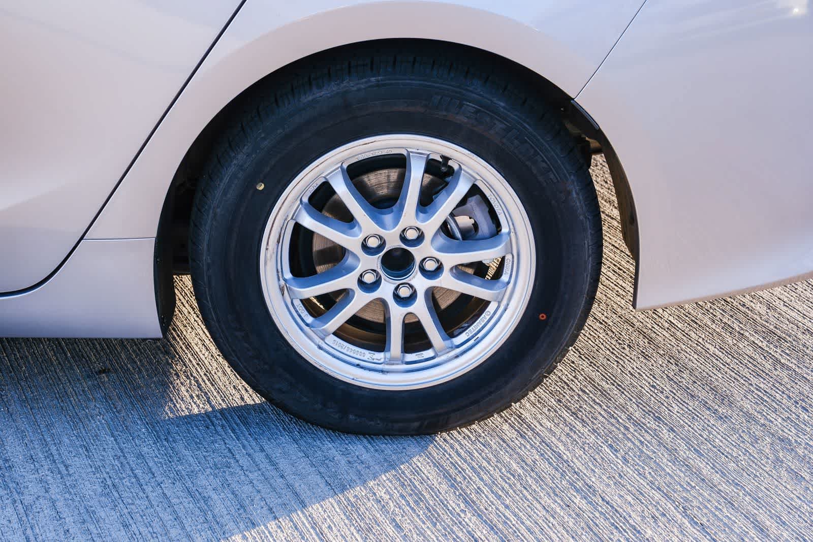 Certified 2022 Toyota Prius Prime LE FWD image 9