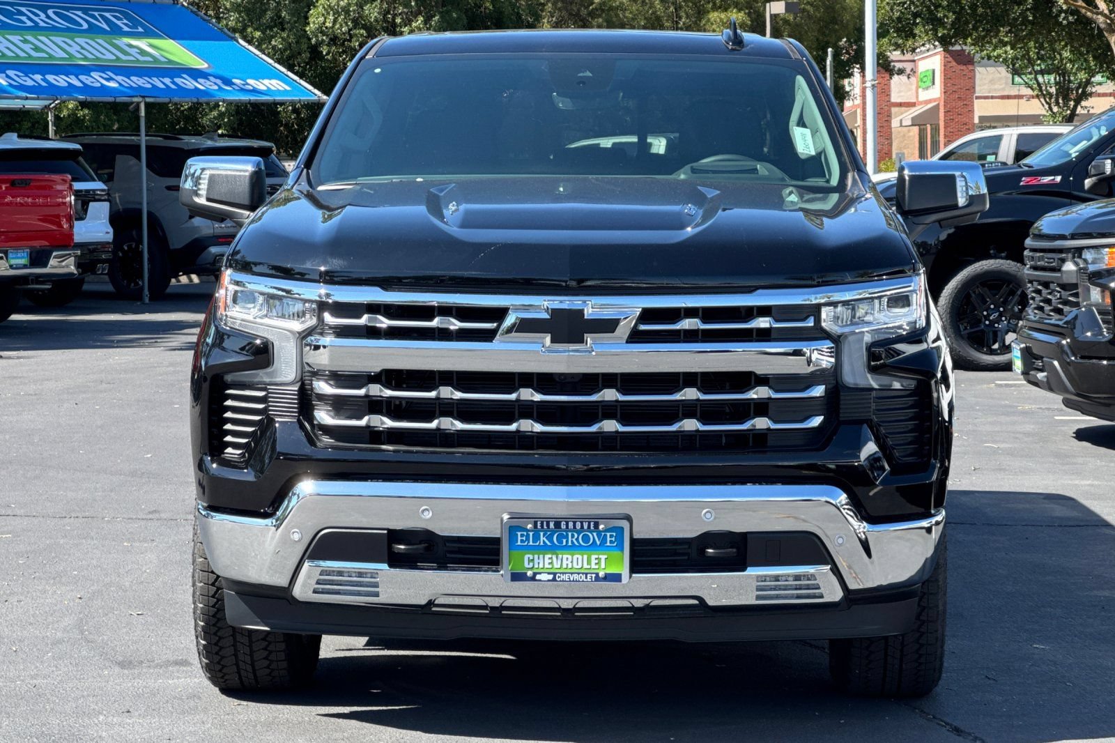 New 2026 Chevrolet Silverado 1500 LTZ w/ LTZ Premium Package AWD/4WD image 8