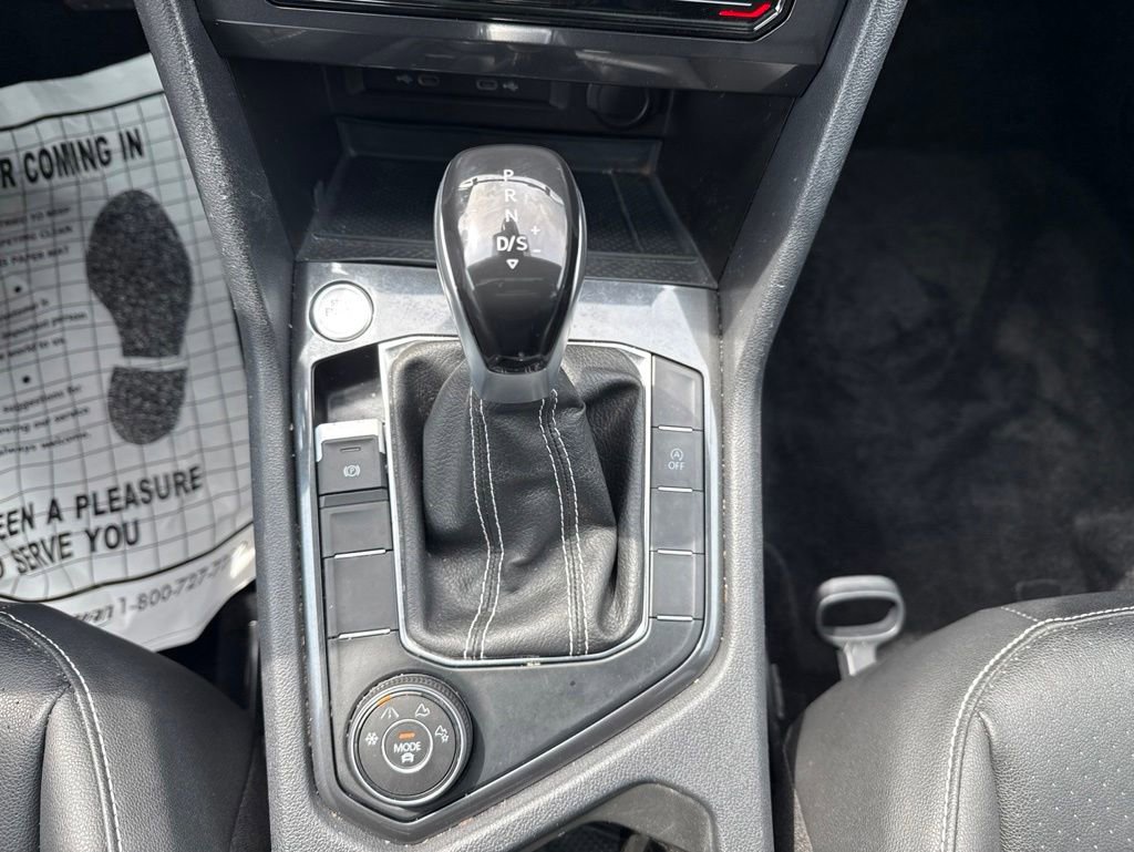 Used 2023 Volkswagen Tiguan SE AWD/4WD image 20