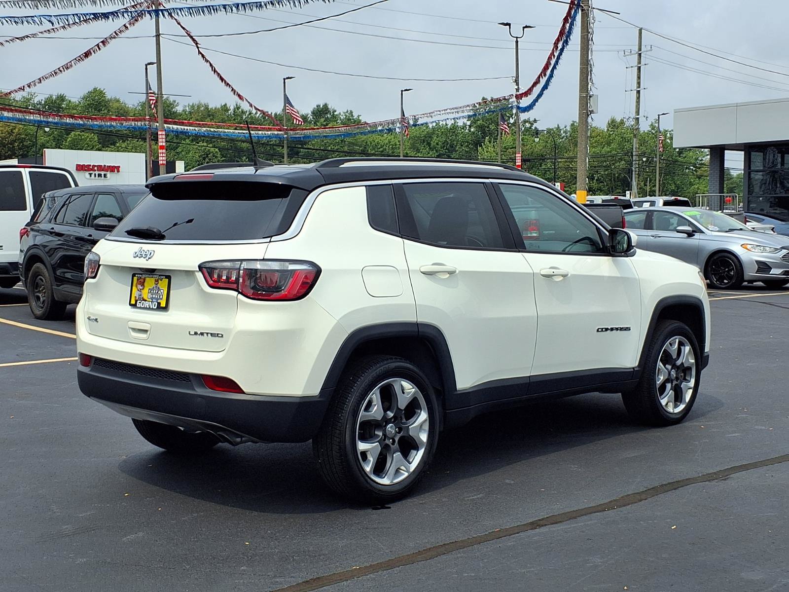 Used 2018 Jeep Compass Limited AWD/4WD image 2