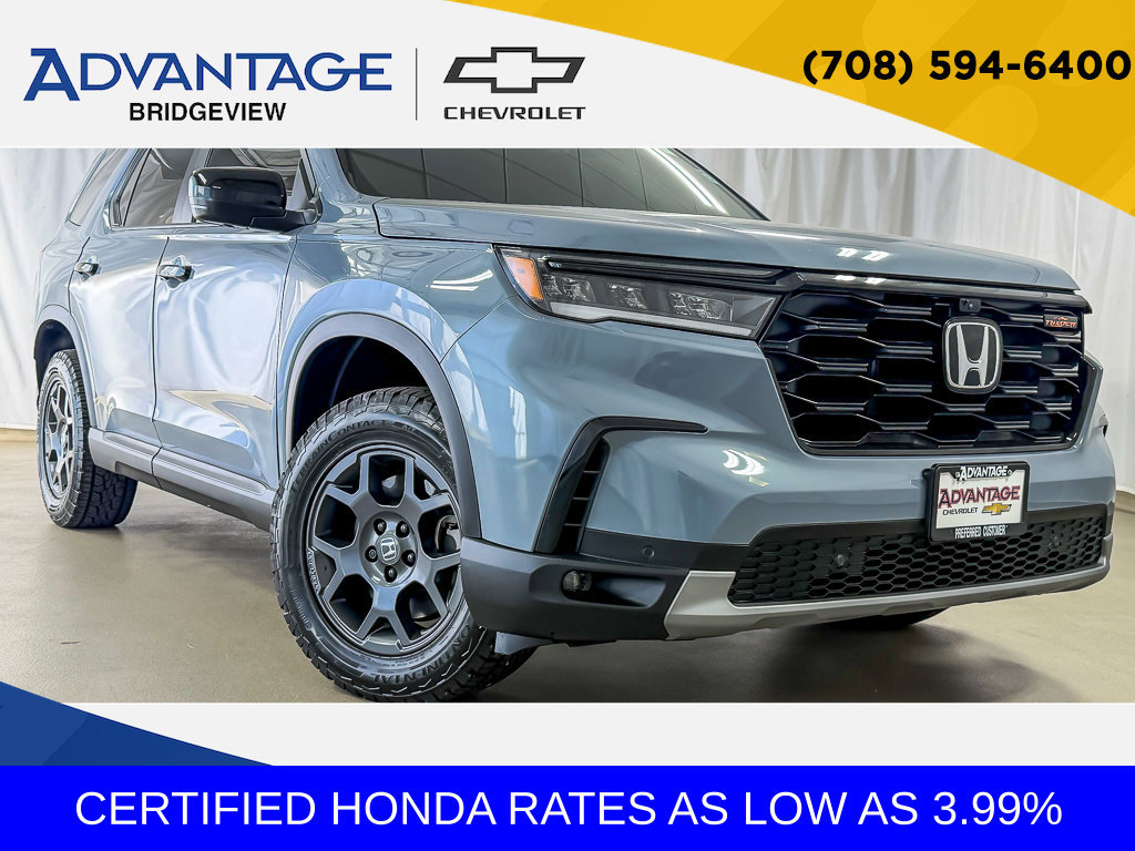 Used 2025 Honda Pilot TrailSport image 1