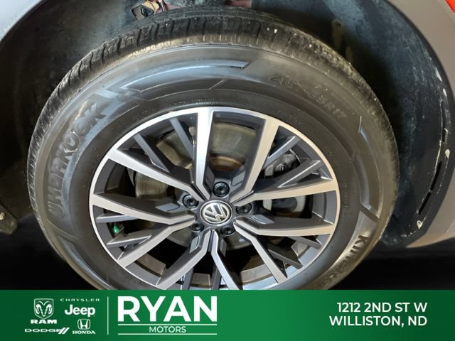 Used 2019 Volkswagen Tiguan SE FWD image 36