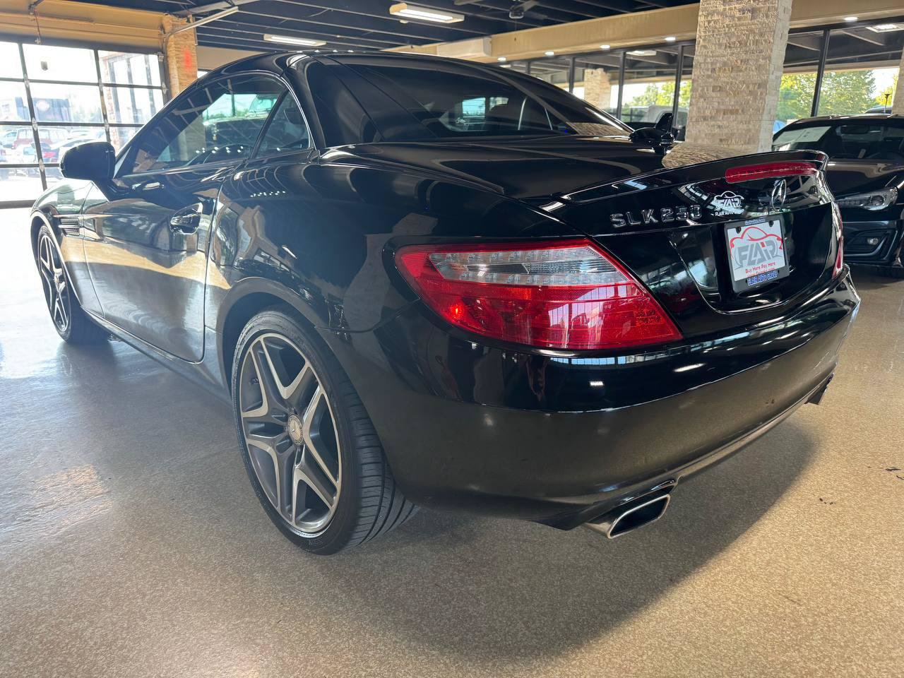 Used 2013 Mercedes-Benz SLK 250 image 5