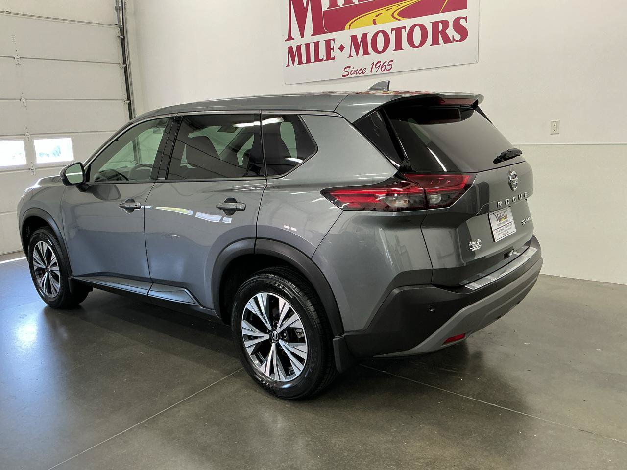 Used 2021 Nissan Rogue SV AWD/4WD image 4