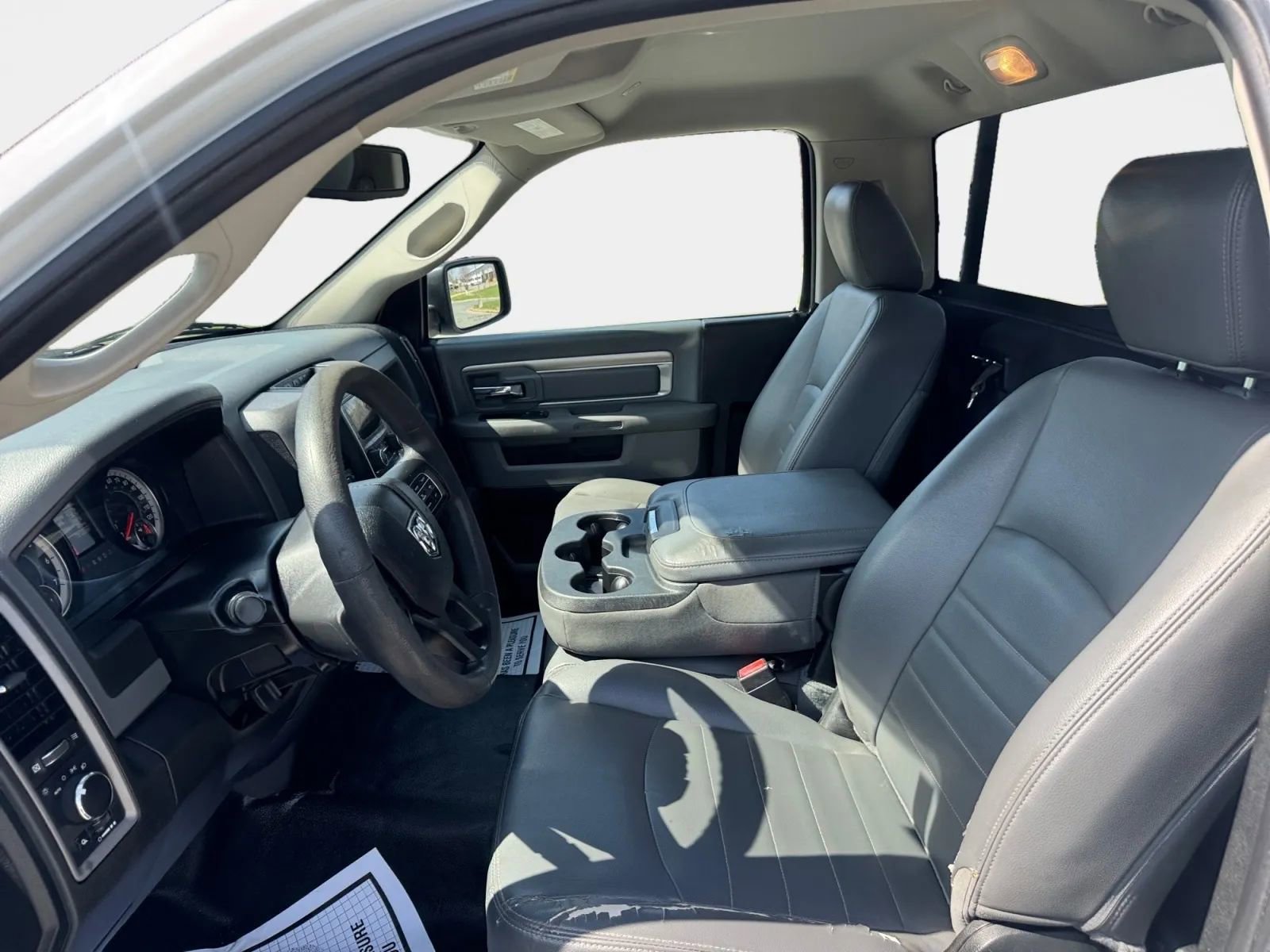 Used 2018 RAM 1500 Express RWD image 8