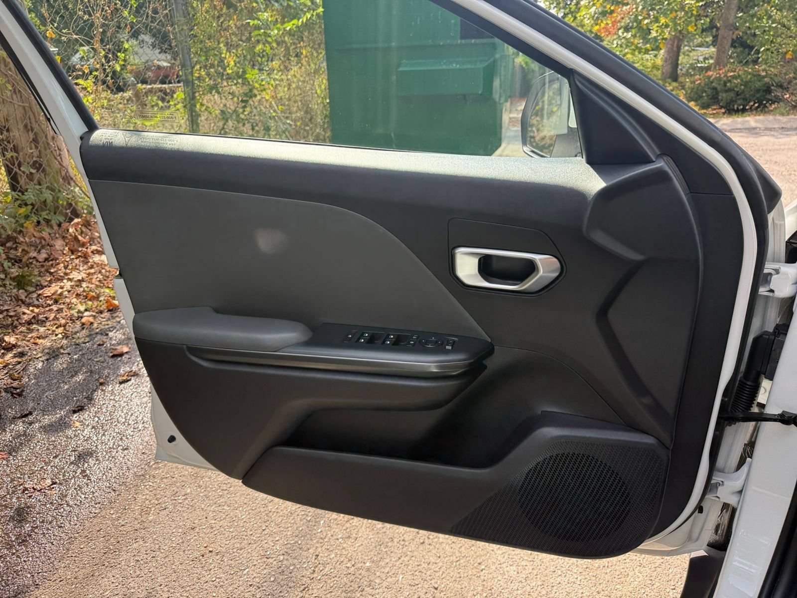 Used 2025 Kia K4 FWD image 18
