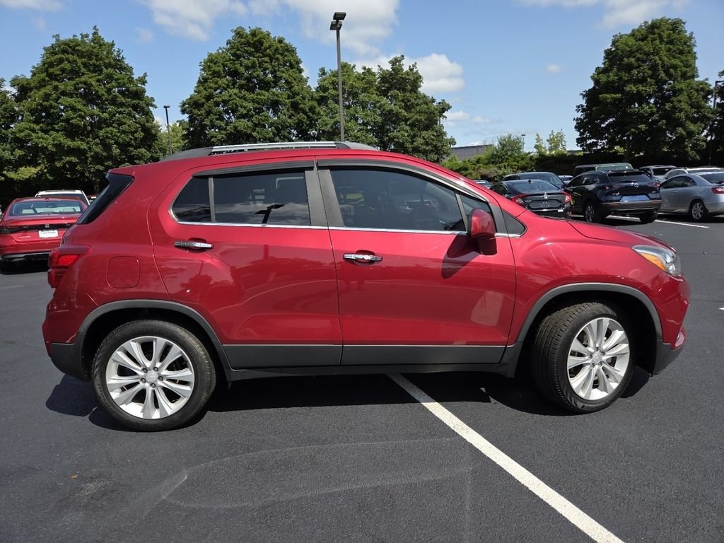Used 2018 Chevrolet Trax Premier FWD image 25