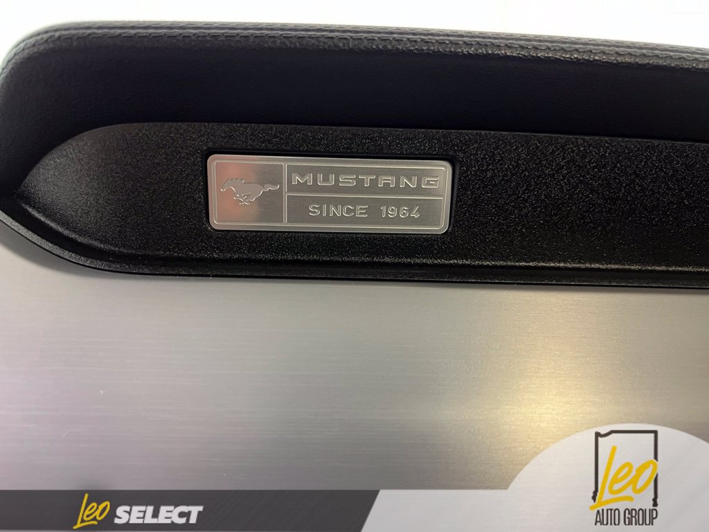 Used 2017 Ford Mustang GT Premium w/ Black Accent Package RWD image 12
