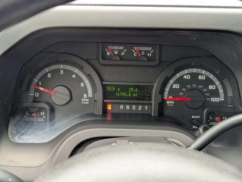 Used 2014 Ford E-150 and Econoline 150 w/ Power Group RWD image 13