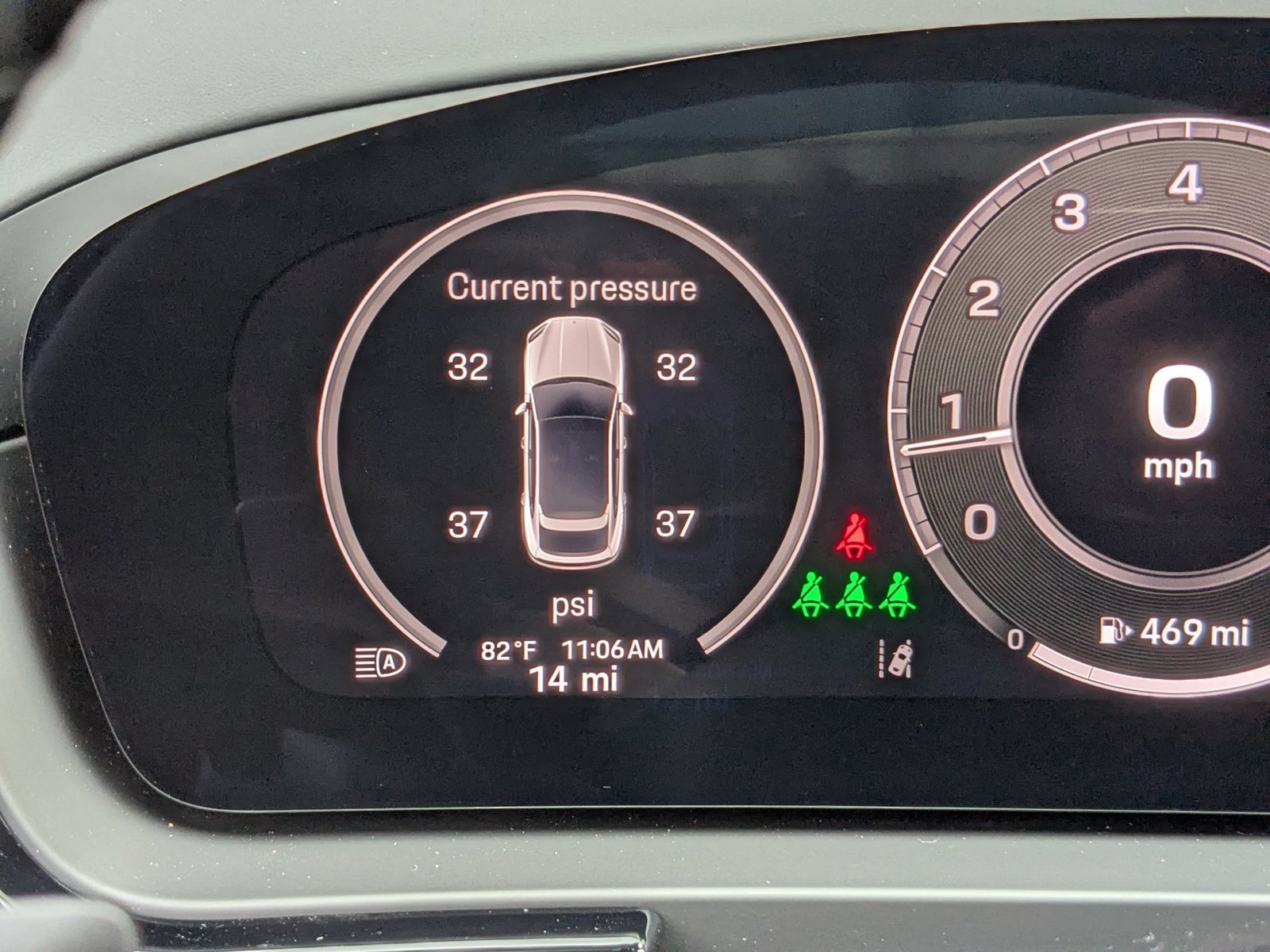 New 2026 Porsche Cayenne Coupe AWD/4WD image 17