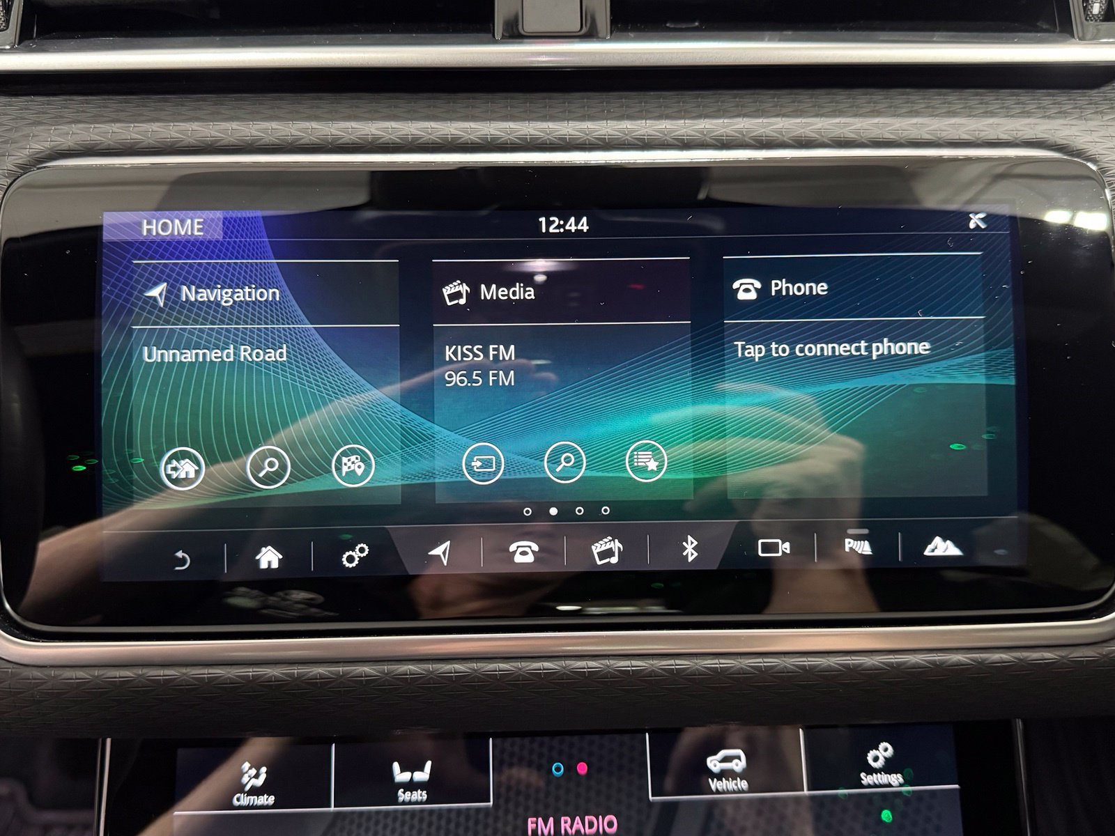 Used 2020 Land Rover Range Rover Velar R-Dynamic S AWD/4WD image 29