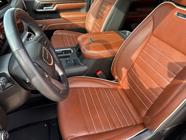 Used 2025 GMC Sierra 3500 Denali Ultimate image 17