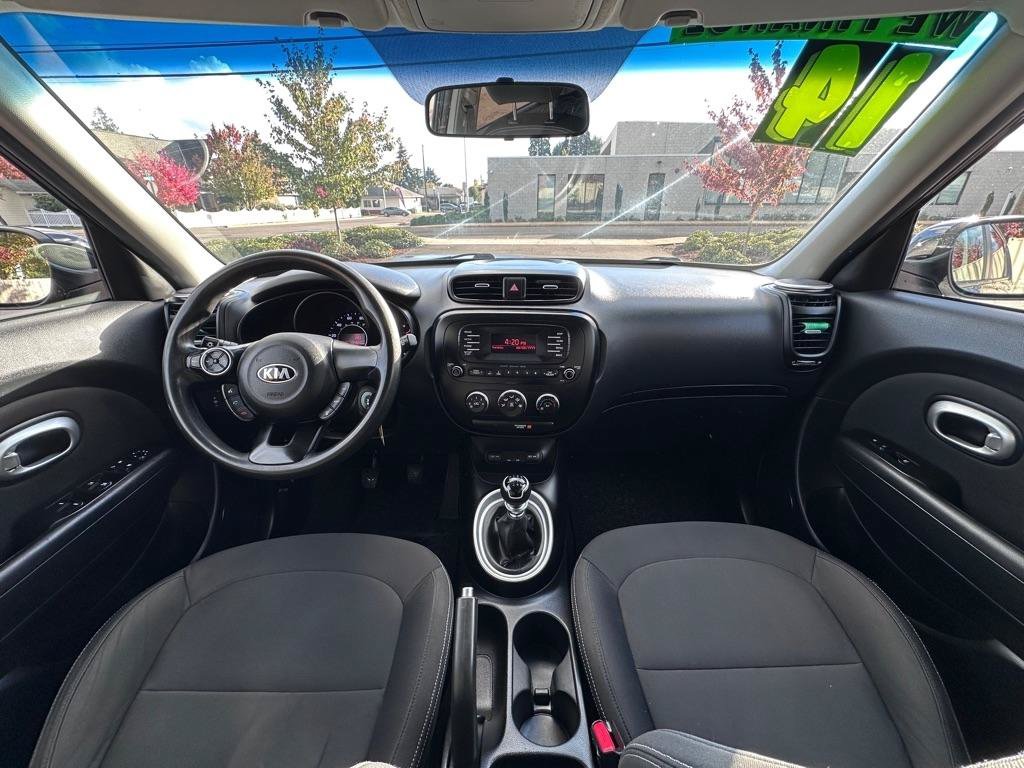 Used 2014 Kia Soul FWD image 13