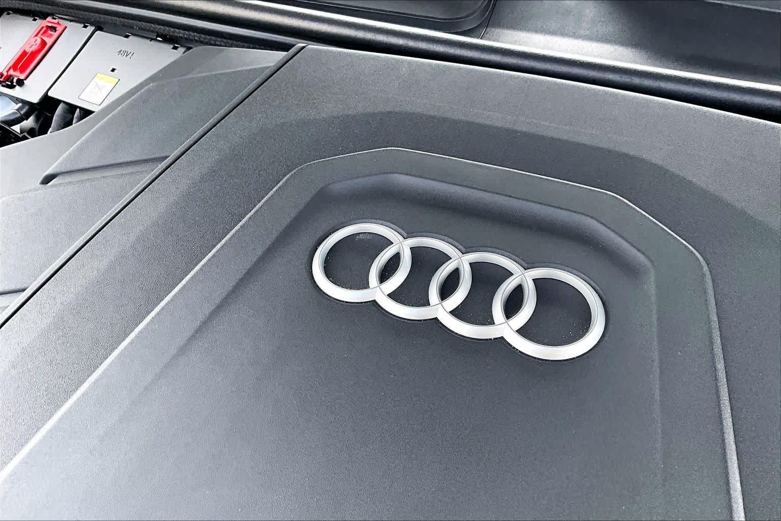 Used 2025 Audi Q7 3.0T Premium Plus AWD/4WD image 33