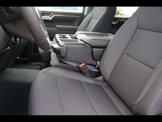 New 2026 Chevrolet Silverado 1500 LT w/ LPO, Dark Essentials Package AWD/4WD image 3