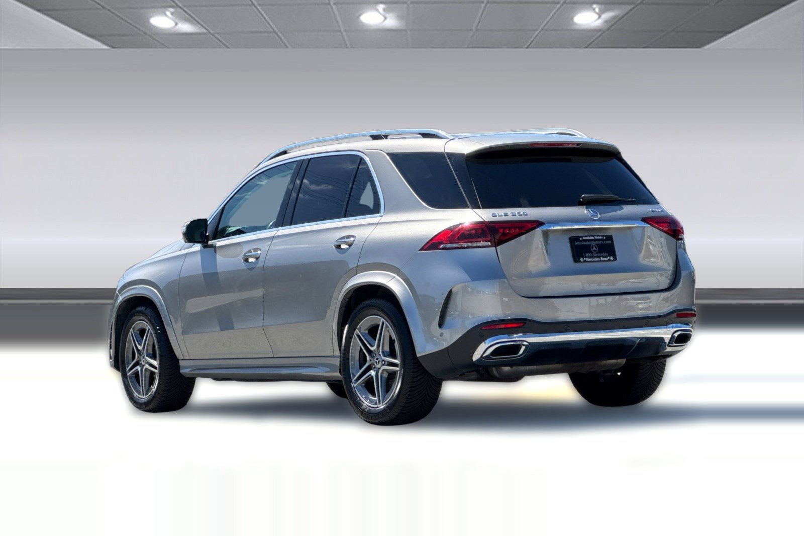 Used 2020 Mercedes-Benz GLE 350 4MATIC image 3