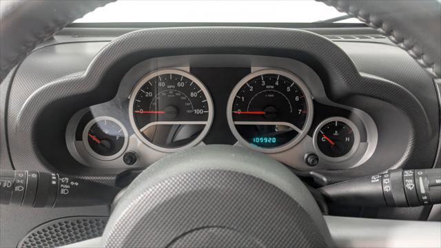Used 2010 Jeep Wrangler Sahara w/ Dual Top Group AWD/4WD image 23
