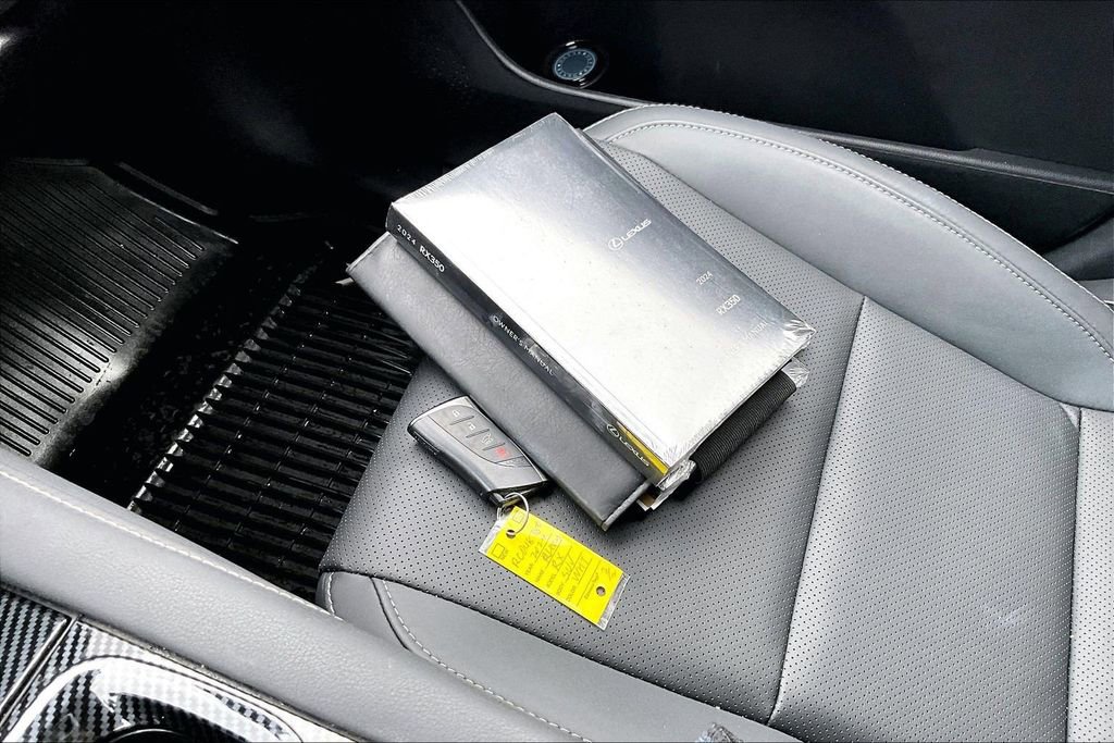 Used 2024 Lexus RX 350 FWD image 10