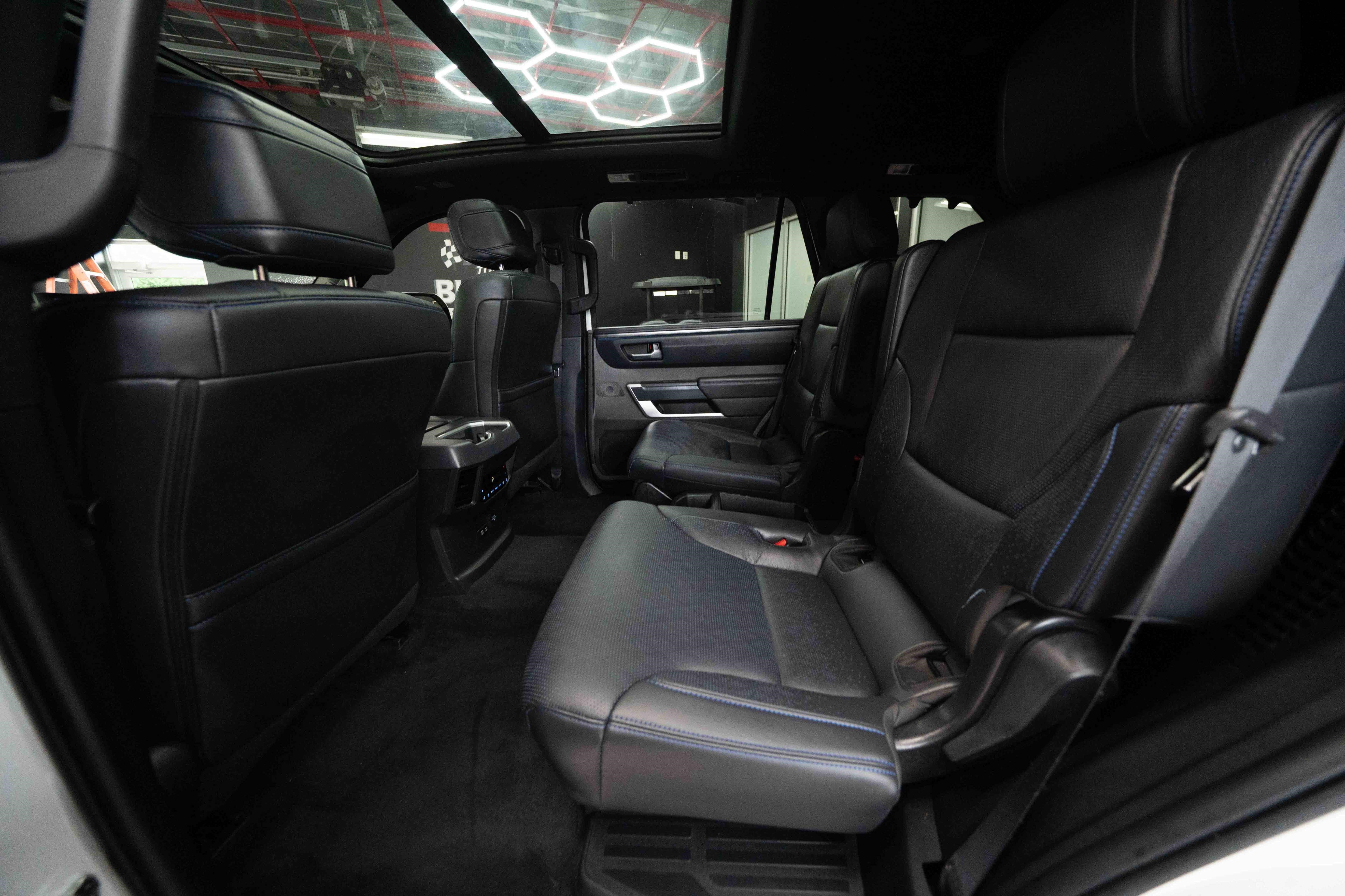 Used 2024 Toyota Sequoia Platinum AWD/4WD image 23