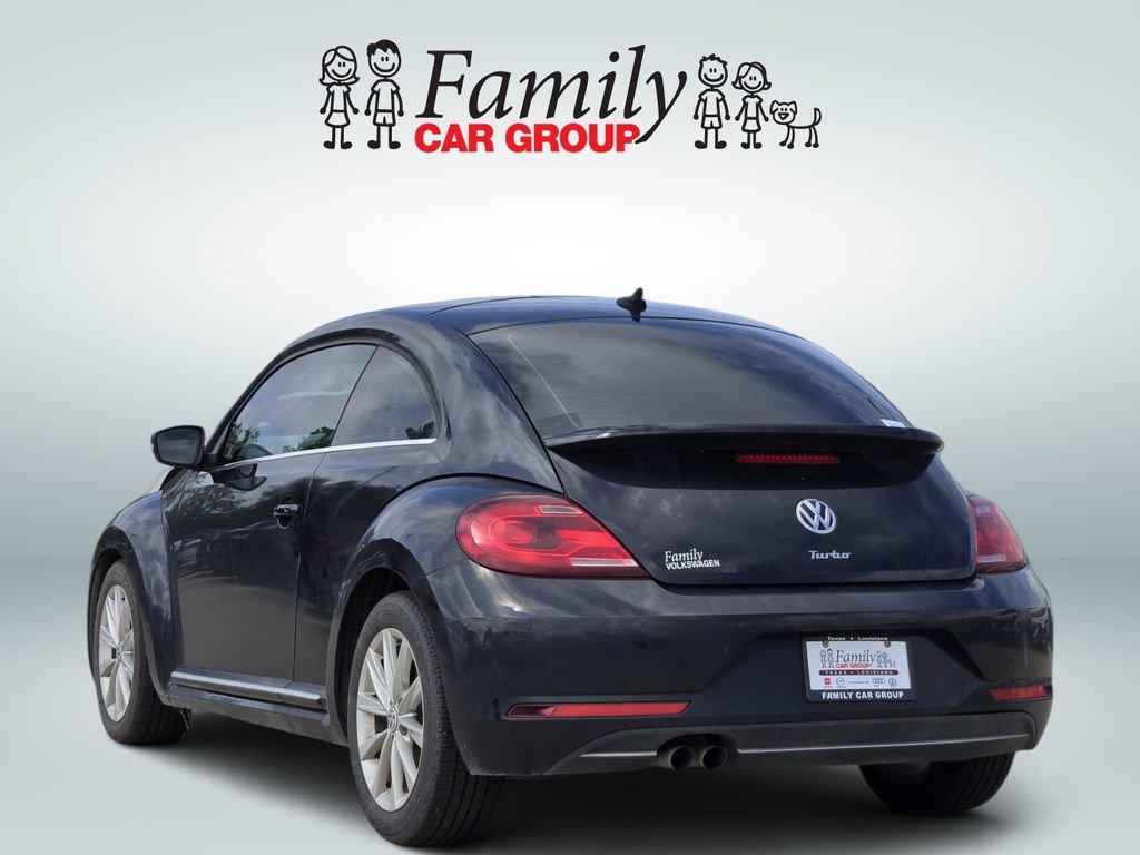 Used 2019 Volkswagen Beetle 2.0T SE FWD image 3