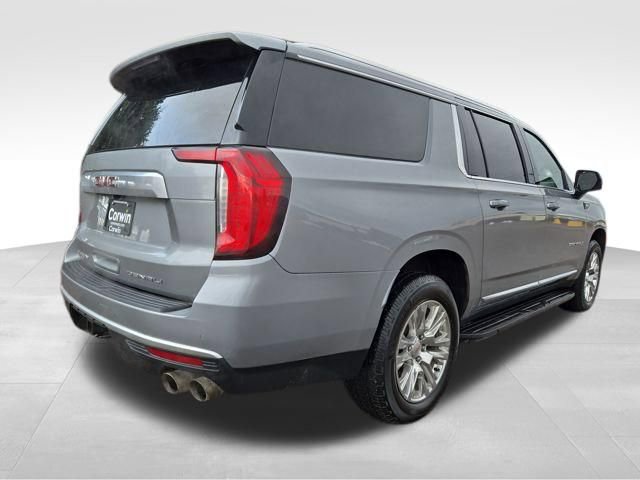 Used 2023 GMC Yukon XL Denali image 12