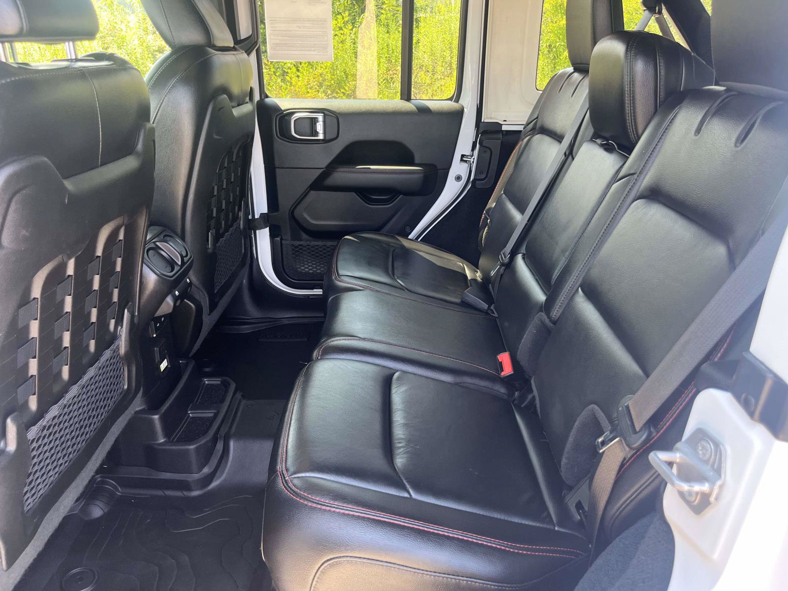 Used 2019 Jeep Wrangler Unlimited Rubicon AWD/4WD image 11