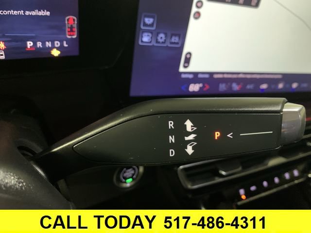 Certified 2024 Chevrolet Traverse RS image 16